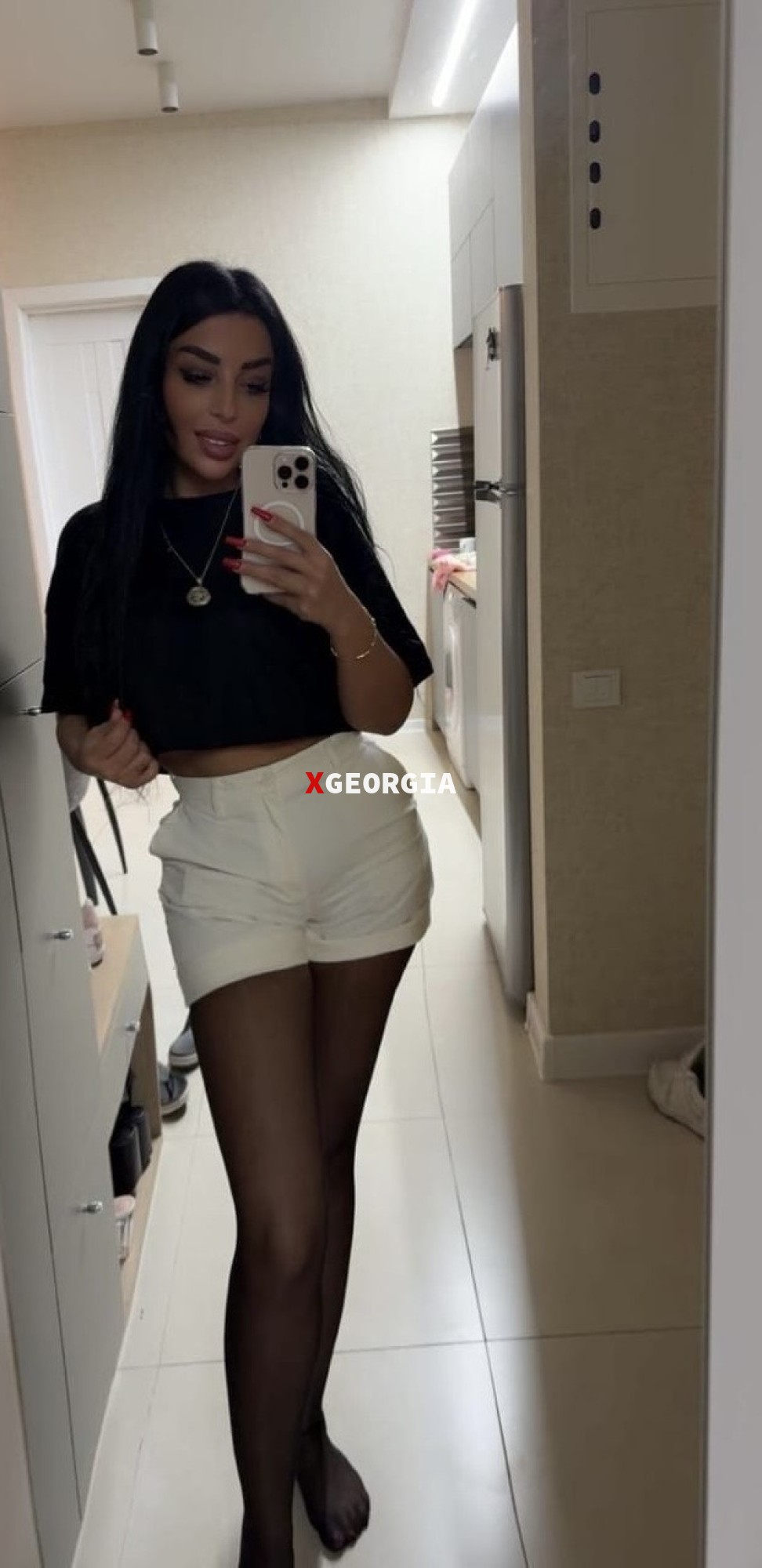 LEYLA 8